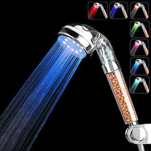Charger l&#39;image dans la galerie, Tête de douche LED avec filtre à eau
